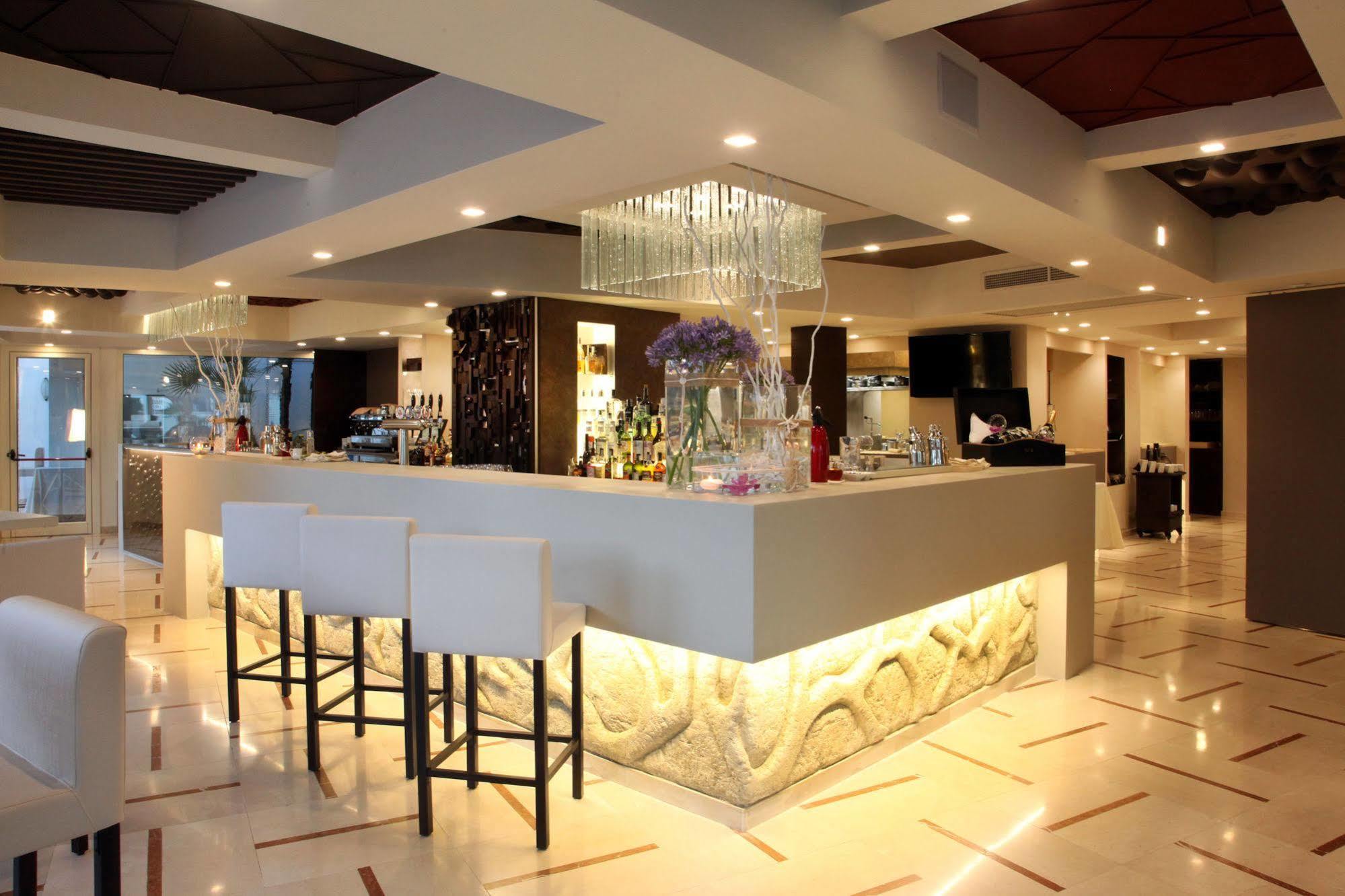 Memory Resort 比谢列 外观 照片