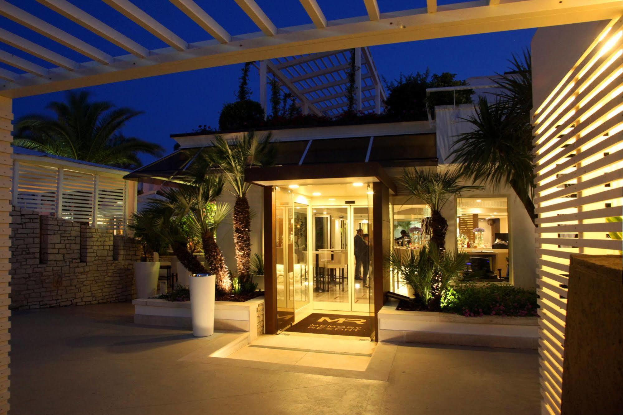 Memory Resort 比谢列 外观 照片